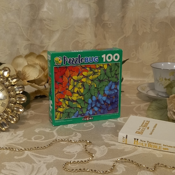 PuzzleBug 100 Pieces | 6+ | Rainbow Butterflies | 8.75 x 11.25” | Cra-Z-Art - Picture 1 of 9
